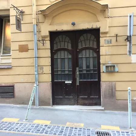 Гостевой дом Szundi Szobak Печ