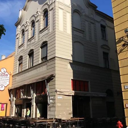 Гостевой дом Szundi Szobak 3*